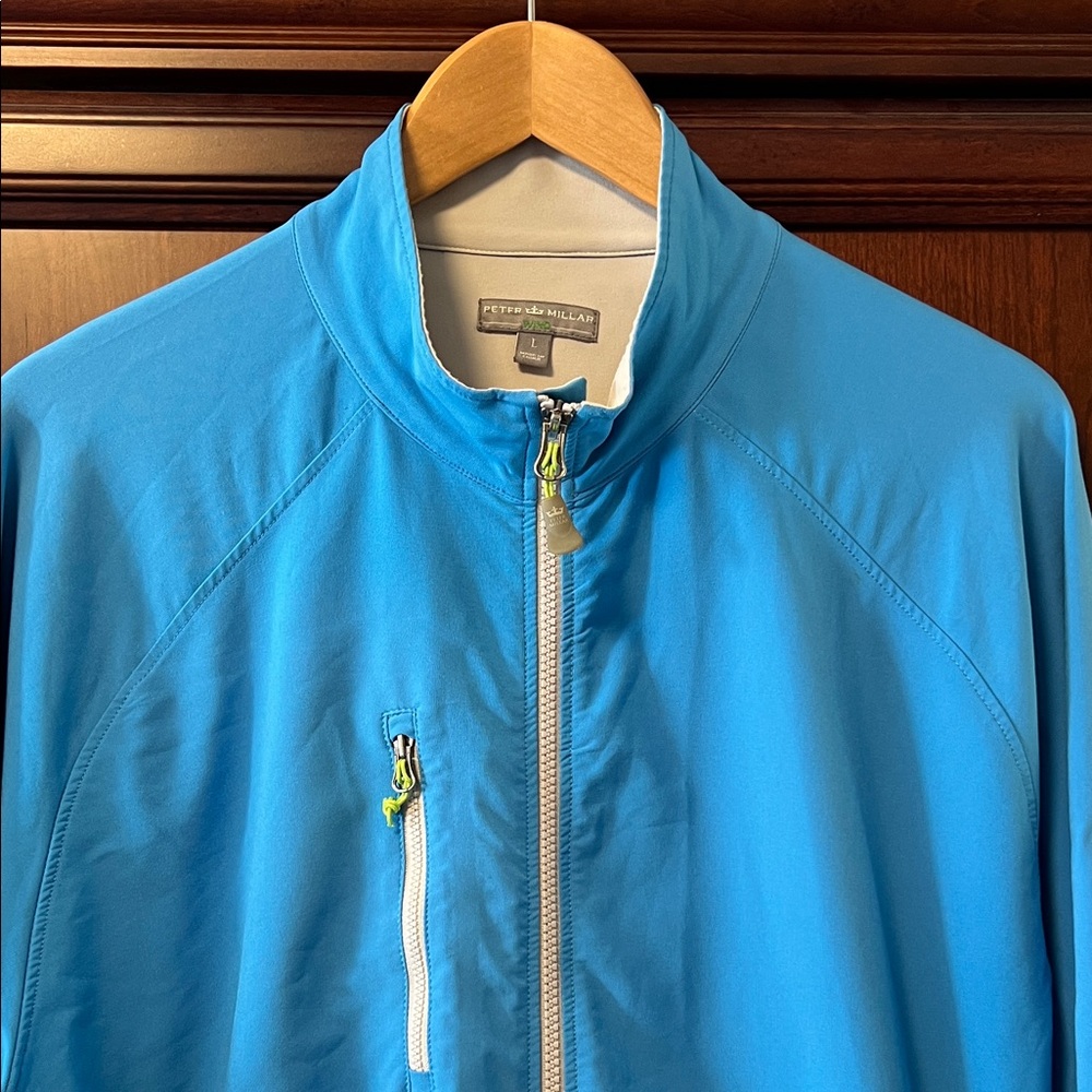 Like New Peter Millar Sky Blue & Silver Athletic Zip Up Performance Wind Jacket!